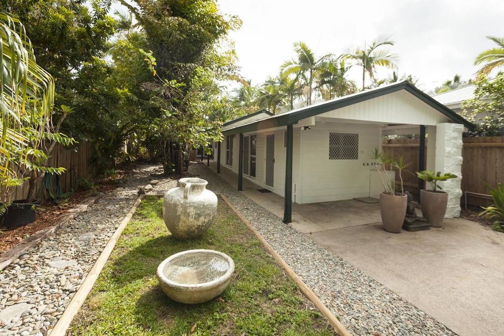 Drift Beach House Getaway Holloways Beach ห้อง รูปภาพ